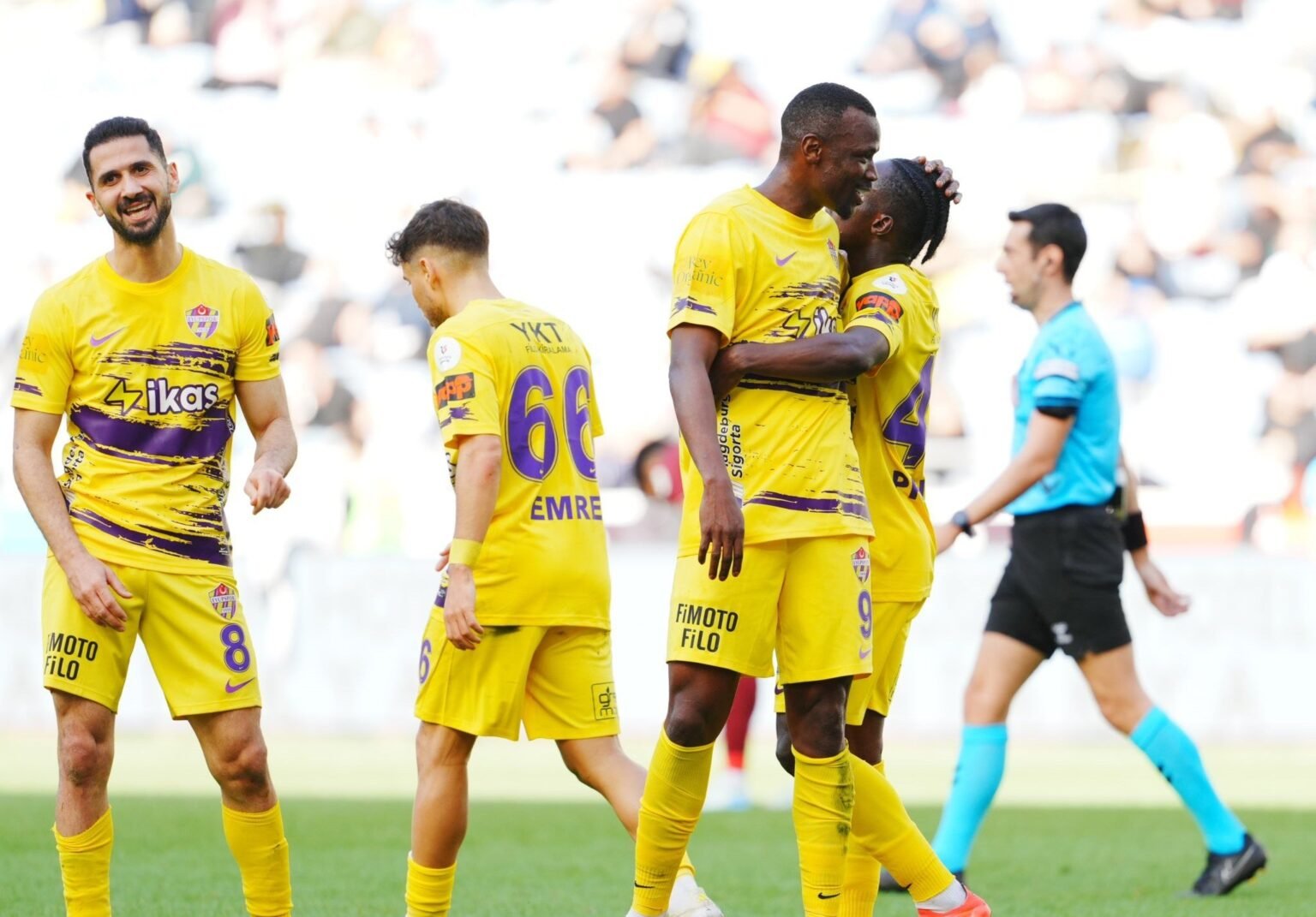 Süper Lig : Mame Baba Thiam offre la victoire à Eyüpspor contre Hatayspor Süper Lig : Mame Baba Thiam offre la victoire à Eyüpspor contre Hatayspor