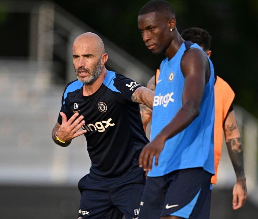 Chelsea : Enzo Maresca encense Nicolas Jackson et ferme la porte à un nouveau n°9