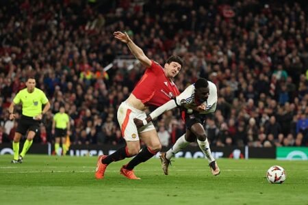 Ligue Europa : Moussa Niakhaté et l’OL éliminés par Manchester United au terme d’un scénario dantesque