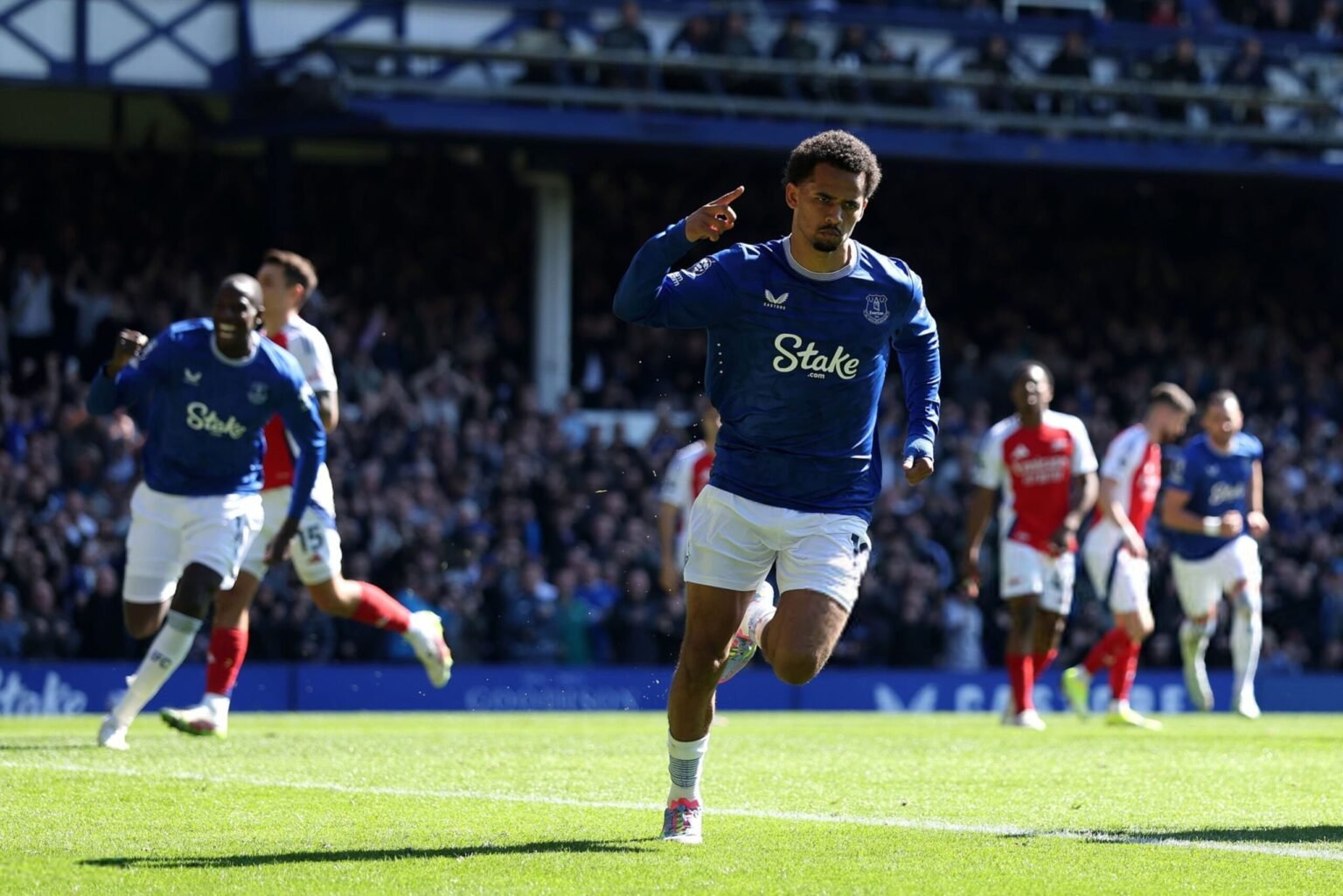 Everton: Iliman Ndiaye buteur contre Arsenal pour son retour dans le onze titulaire (vidéo)