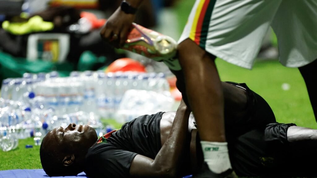 Calendrier, climat, transports : en Afrique, être footballeur est (aussi) un enfer