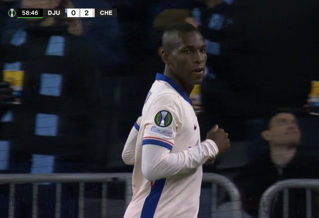 Conference League : Chelsea prend le large contre Djurgårdens grâce à un but de Nicolas Jackson (vidéo) Conference League : Chelsea prend le large contre Djurgårdens grâce à un but de Nicolas Jackson (vidéo)