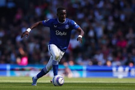 Idrissa Gana Gueye ou l’incarnation du milieu défensif en Premier League