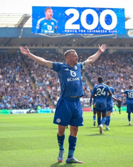 Clap de fin royal pour Jamie Vardy : 200e but pour son 500e match avec Leicester