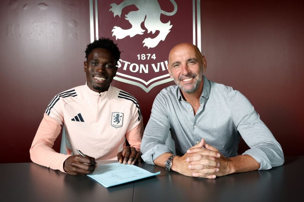 Mercato : Modou Keba Cissé s’engage avec Aston Villa mais reste en prêt au LASK