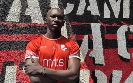 Mercato : Sans club depuis quasiment un an, Franck Kanouté retourne en D1 serbe avec Radnički Niš