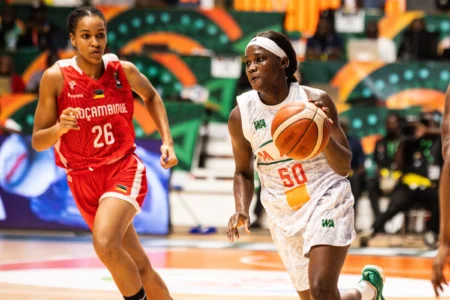 AfroBasket 2025 : Le Mali surclasse le Mozambique et rejoint le Soudan du Sud en demi-finales