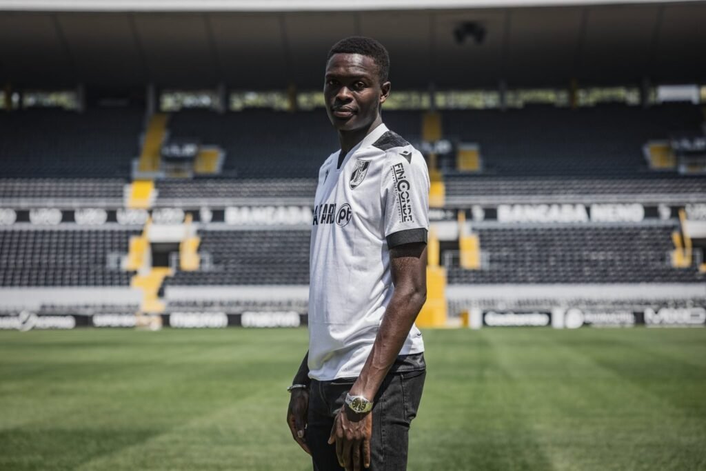 Mercato : Alioune Ndoye signe avec le Vitória Guimarães (officiel)
