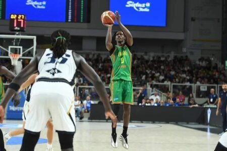 Afrobasket 2025 – Les Lions de retour à Dakar ce soir : remise de drapeau prévue ce jeudi !