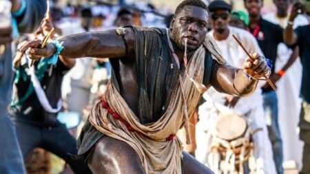 Franc après sa victoire sur Eumeu Sène : « Je l’encourage et lui souhaite que du bien. Eumeu Sène est un champion »