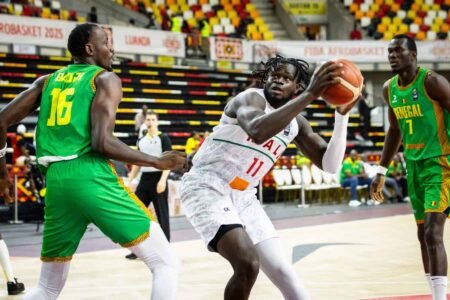 Afrobasket Angola 2025 : Les Lions derrière le Mali à la pause (35-43)