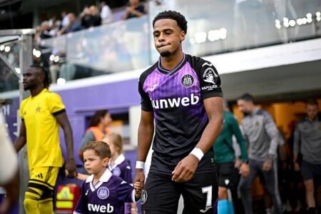Ligue Conférence : Ilay Camara passeur décisif puis blessé lors de la large victoire d’Anderlecht contre le Sheriff Tiraspol