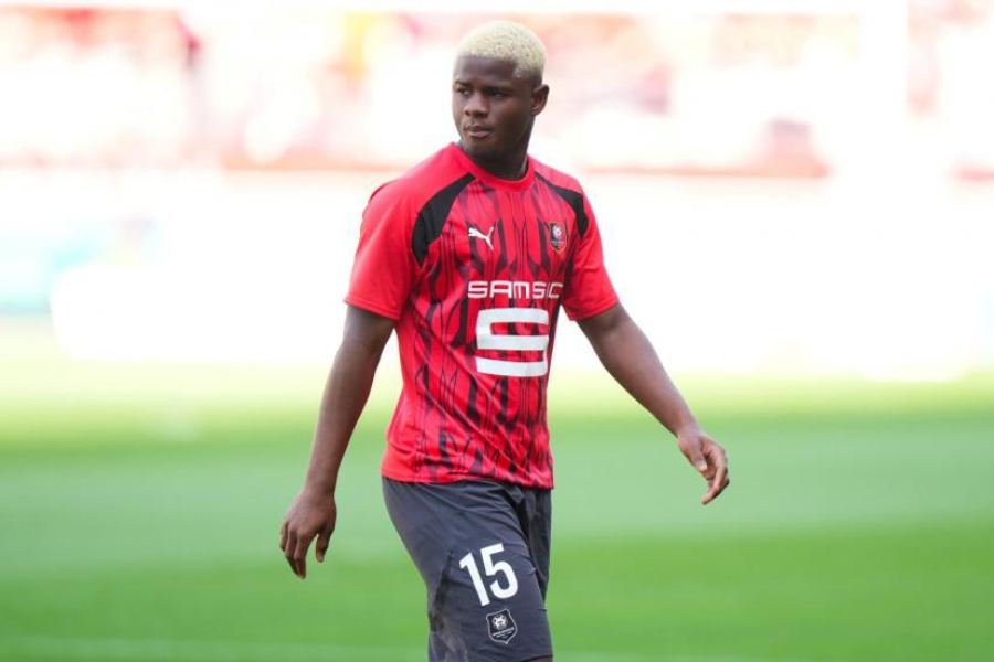 Stade Rennais : La Cremonese proche d’un accord pour le prêt de l’international sénégalais Mikayil Ngor Faye Stade Rennais : La Cremonese proche d’un accord pour le prêt de l’international sénégalais Mikayil Ngor Faye