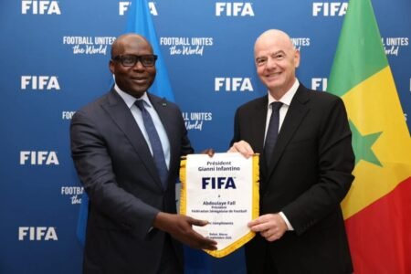 (Photos) Football – Sénégal: Abdoulaye Fall, le nouveau Président de la Fédération, reçu par Gianni Infantino au Maroc
