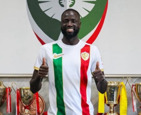 Cheikhou Kouyaté, l’ancien capitaine des Lions, rejoint Mbaye Diagne à Amedspor