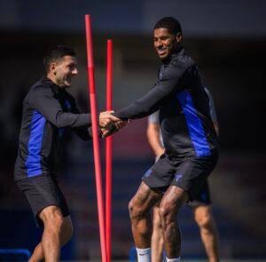 Liga : le Real Oviedo défie le FC Barcelone dans un choc des extrêmes