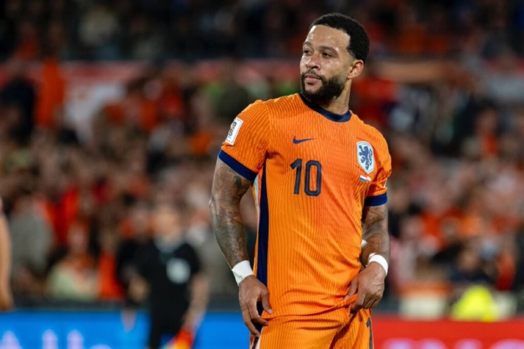 Memphis Depay bloqué au Brésil : un coup dur pour les Oranje avant Malte Memphis Depay bloqué au Brésil : un coup dur pour les Oranje avant Malte