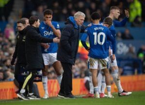 Everton FC – David Moyes donne des nouvelles rassurantes d’Iliman Ndiaye !